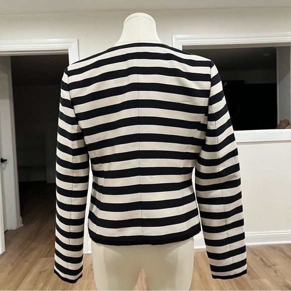 Ann Taylor black cream striped preppy office cropped blazer  Size 8 - Picture 2 of 11